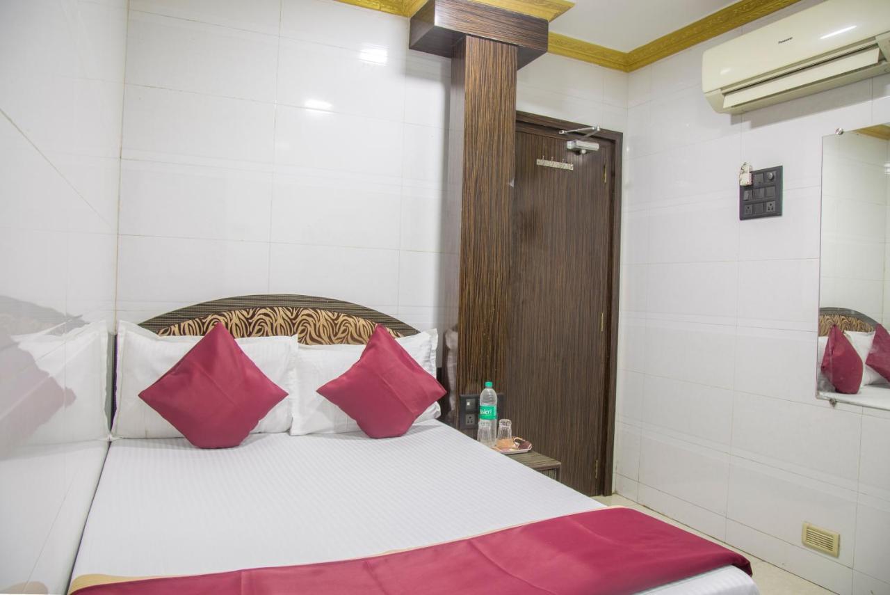 Relax Guest House มุมไบ ภายนอก รูปภาพ